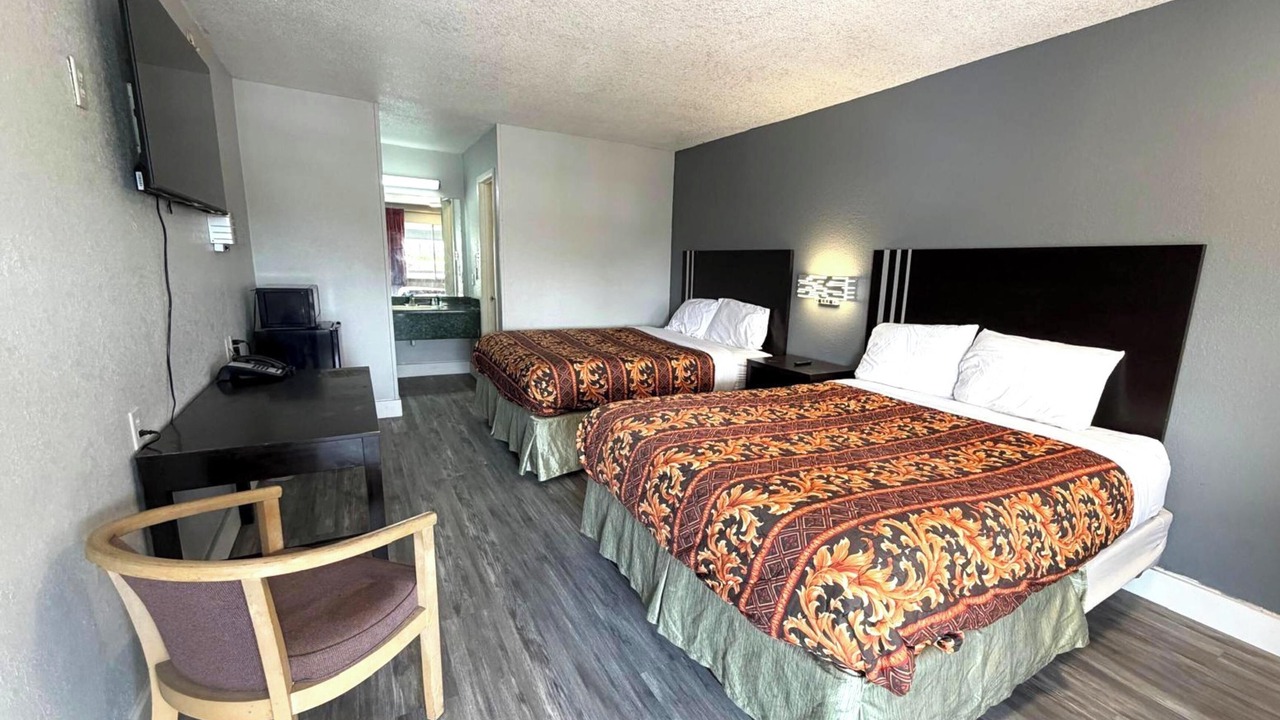Photo of Bedroom in Three Rivers