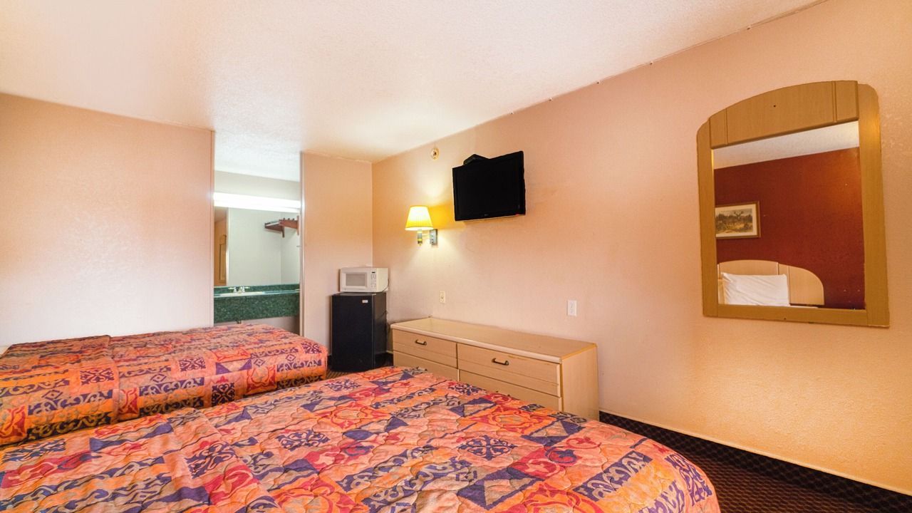 Photo of Bedroom in Three Rivers