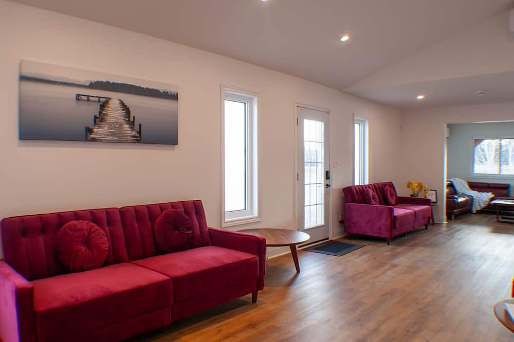 Photo of Livingroom in Faraday
