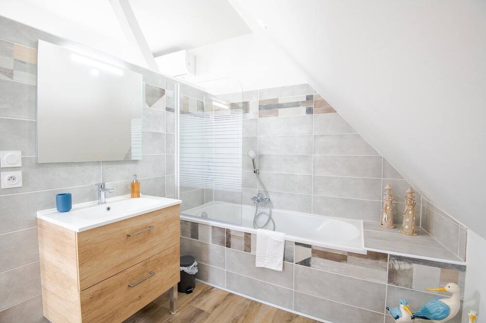 Photo of Bathroom in Amboise