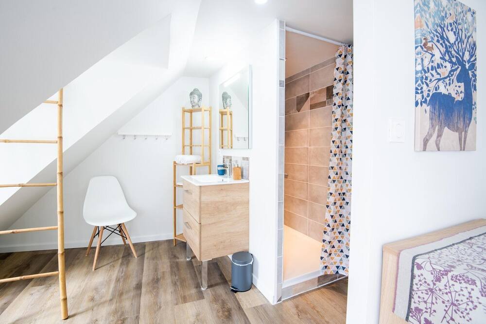 Photo of Bathroom in Amboise