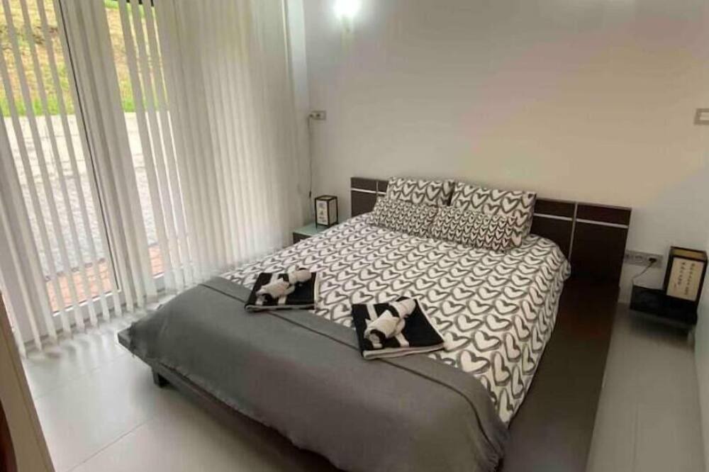 Photo of Bedroom in Ea
