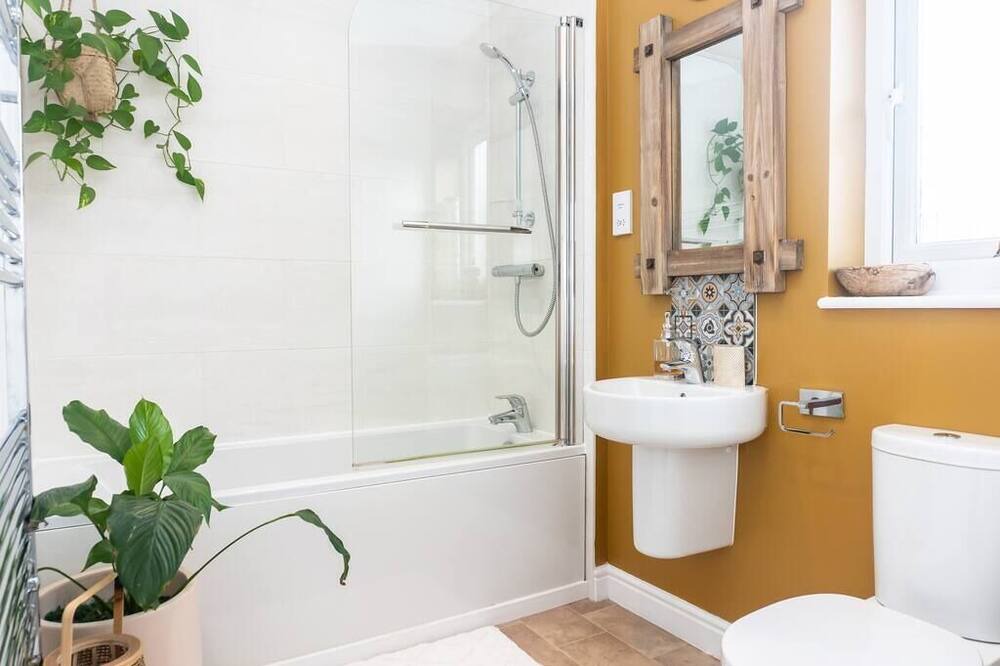 Photo of Bathroom in Hardwicke