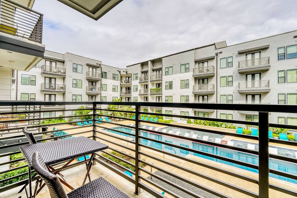 Photo of Outdoor in Govalle