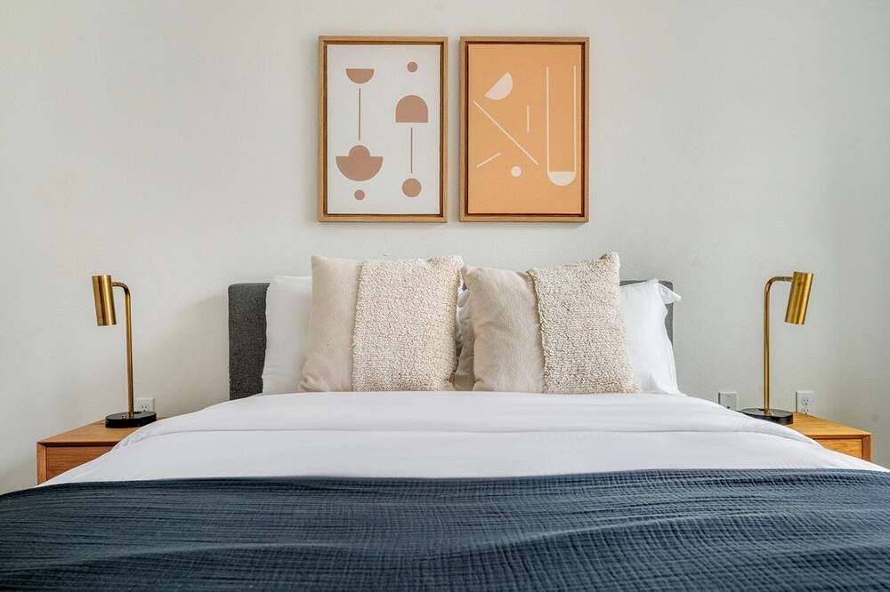 Photo of Bedroom in Govalle