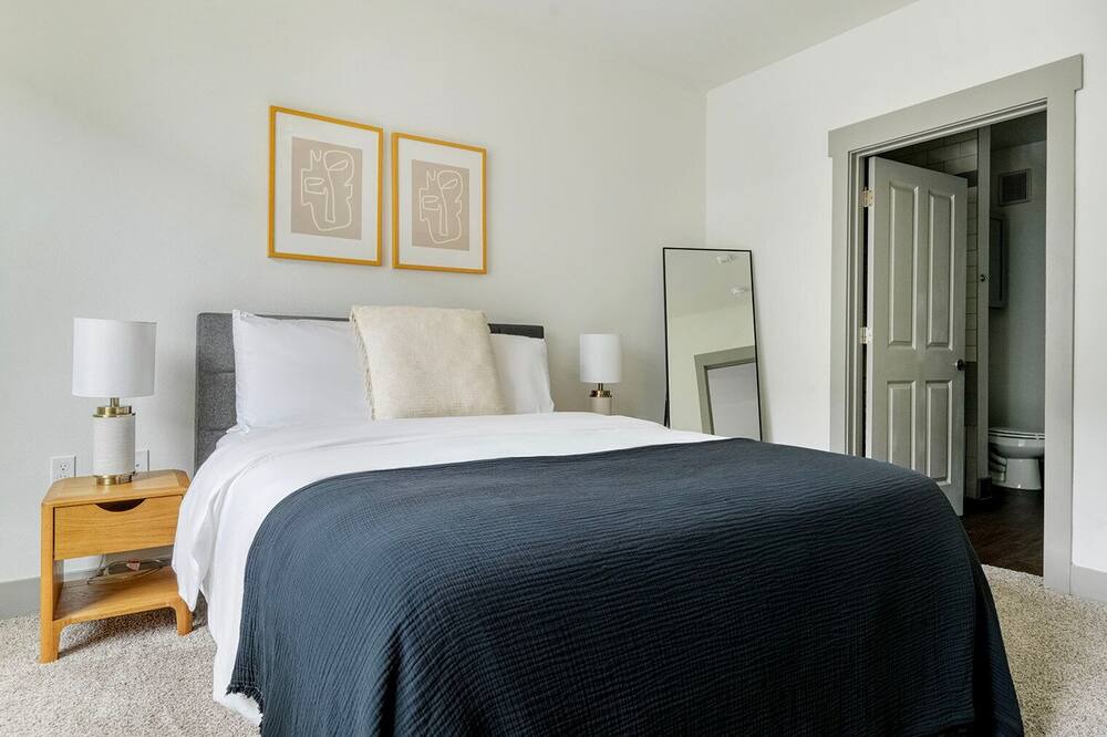 Photo of Bedroom in Govalle