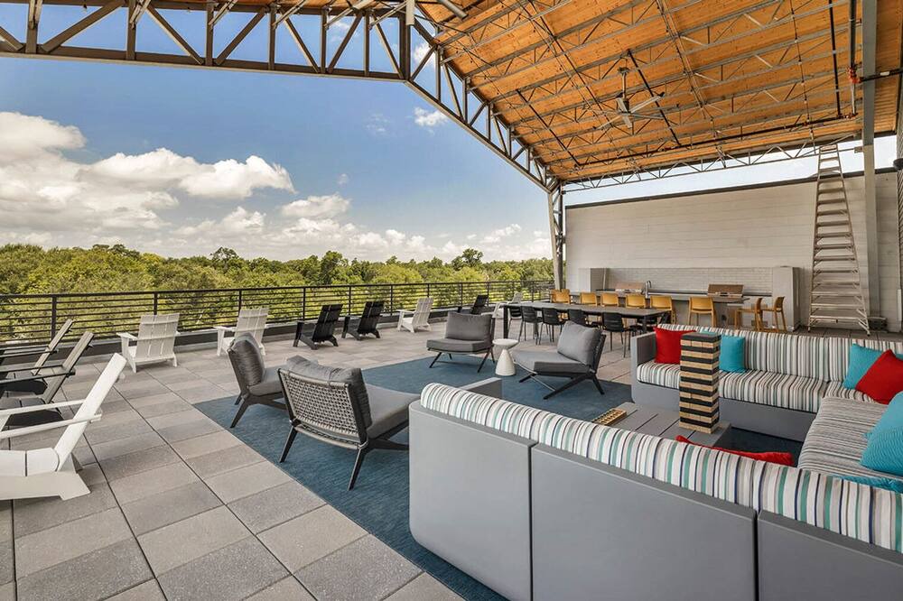 Photo of Outdoor in Govalle