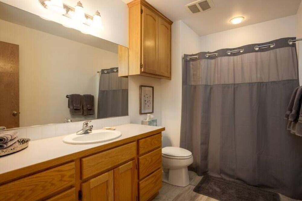 Photo of Bathroom in Mount Vernon