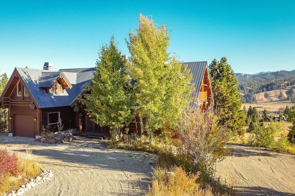 Photo of Outdoor in Garden Valley