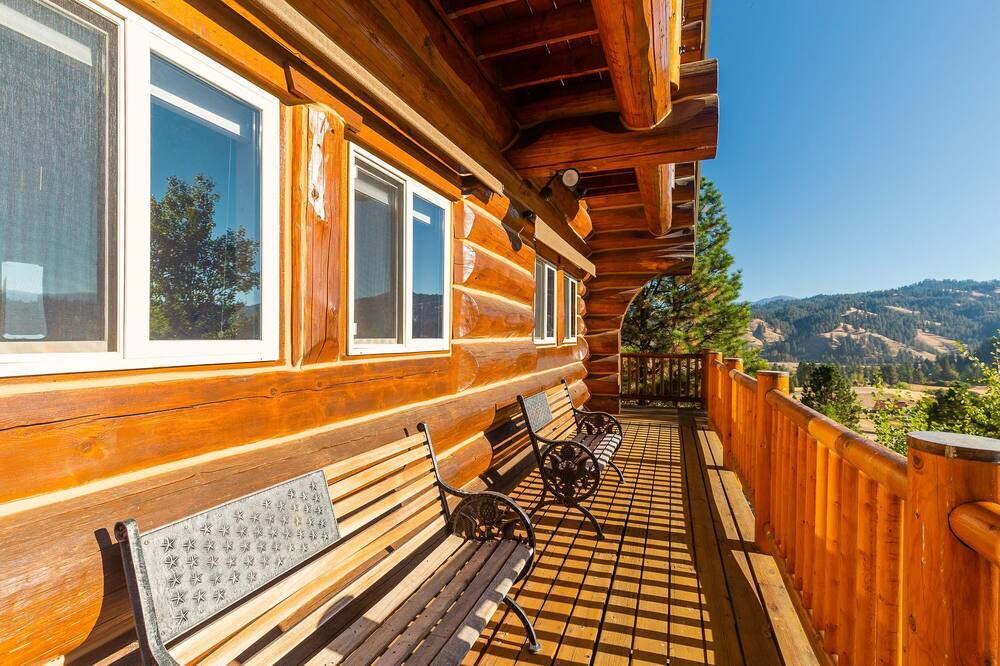 Photo of Outdoor in Garden Valley