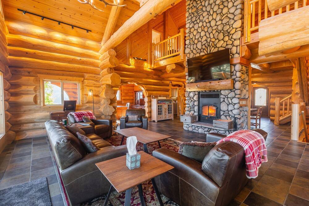 Photo of Livingroom in Garden Valley