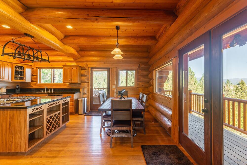 Photo of Kitchen in Garden Valley
