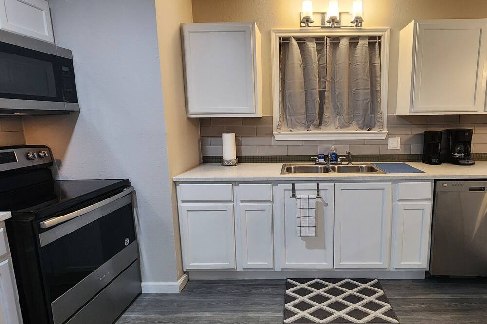 Photo of Kitchen in Orange