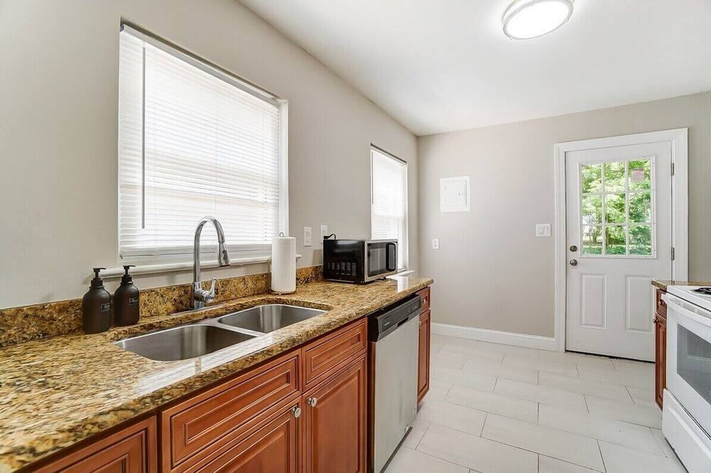 Photo of Kitchen in Enderly Park
