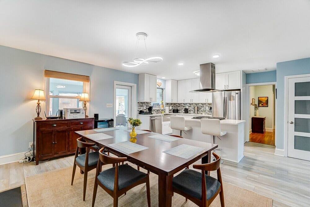 Photo of Livingroom in Ashbrook - Clawson Village