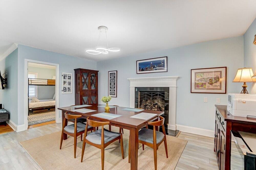 Photo of Livingroom in Ashbrook - Clawson Village