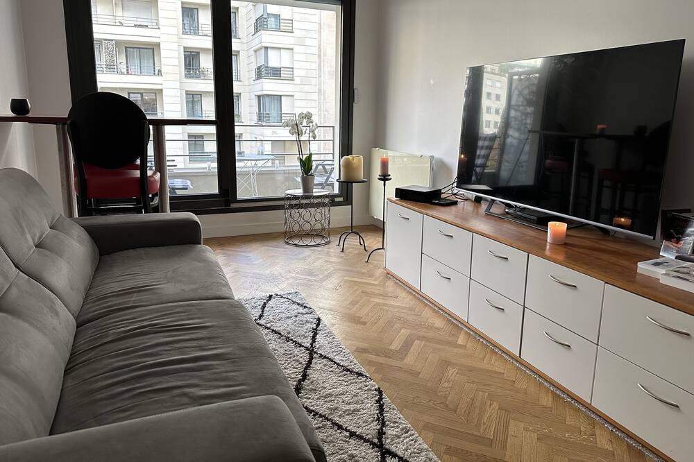 Photo of Livingroom in Passy