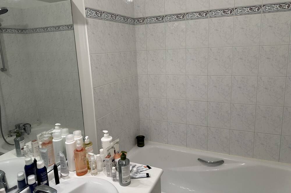 Photo of Bathroom in Passy