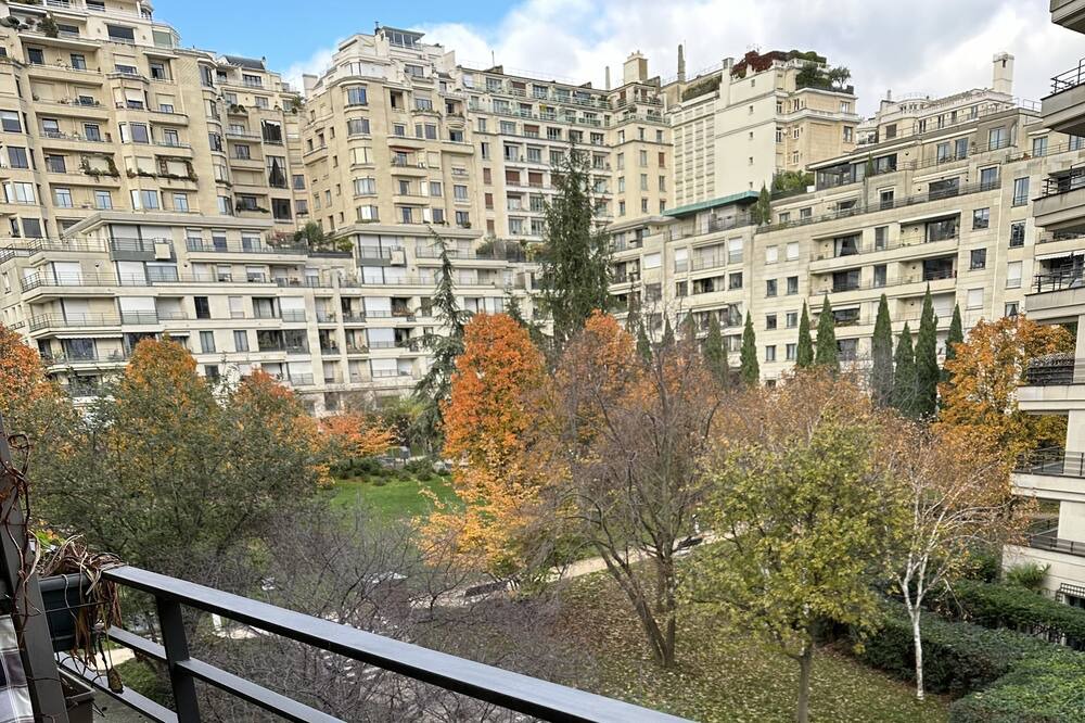 Photo of Outdoor in Passy