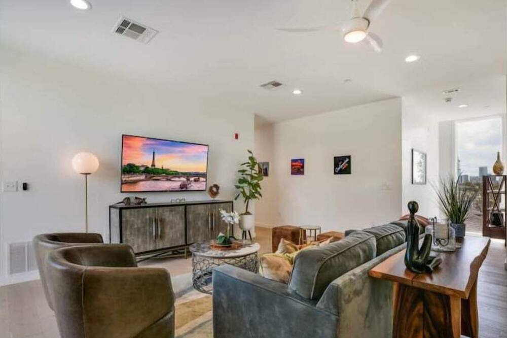 Photo of Livingroom in Westfield