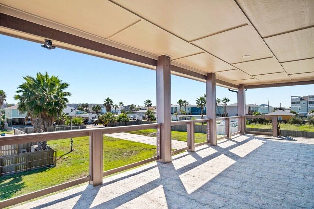 Photo of Patio Balcony in Shibui Sands