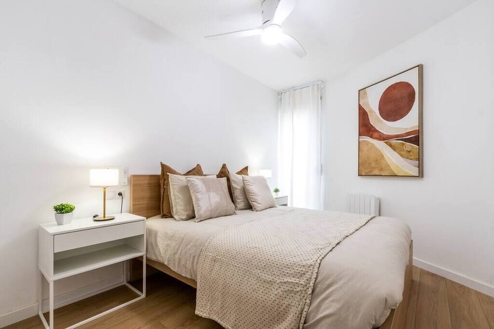 Photo of Bedroom in Terrassa