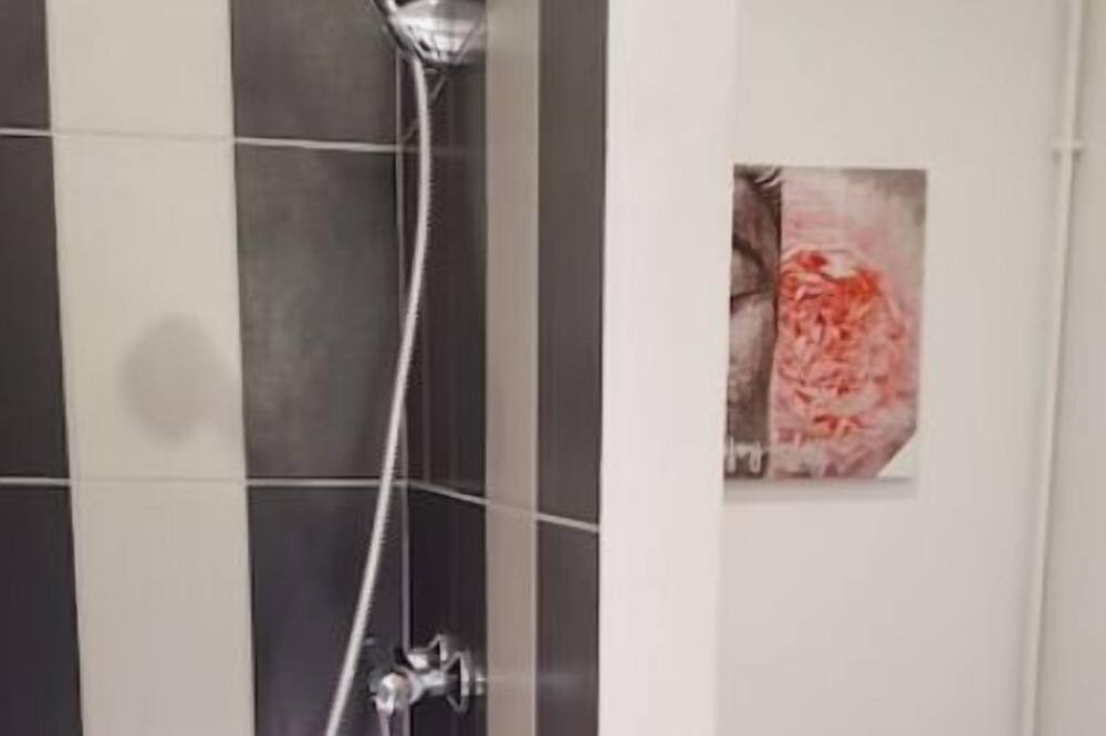 Photo of Others in Pomas