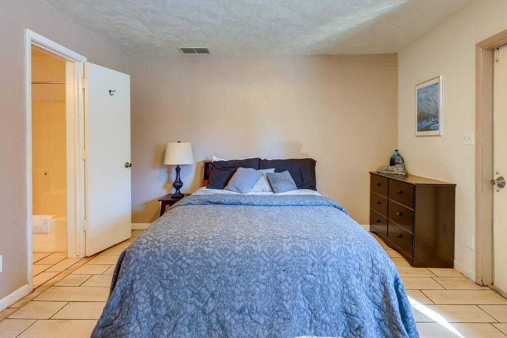 Photo of Bedroom in Shelley