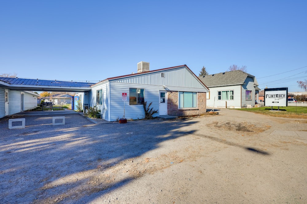 Photo of Others in Shelley