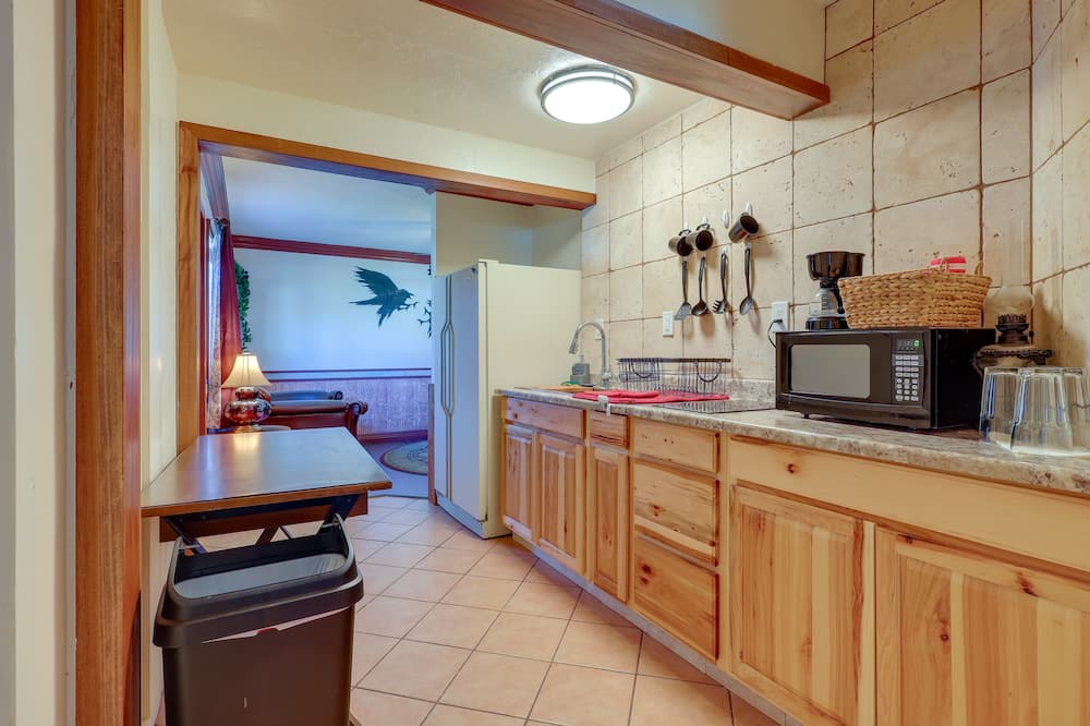 Photo of Others in Shelley