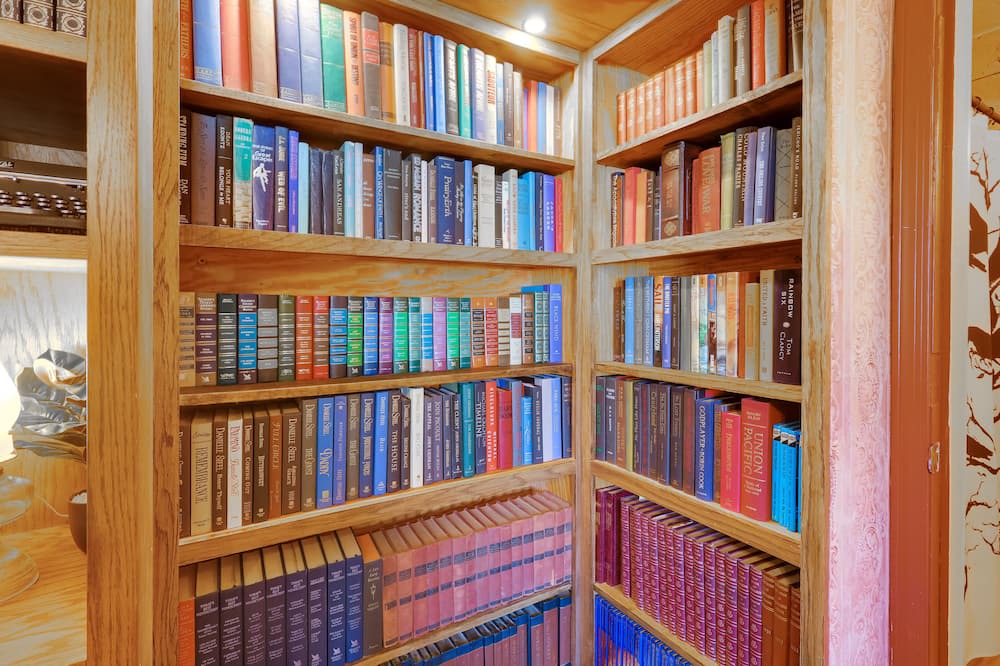 Photo of Others in Shelley