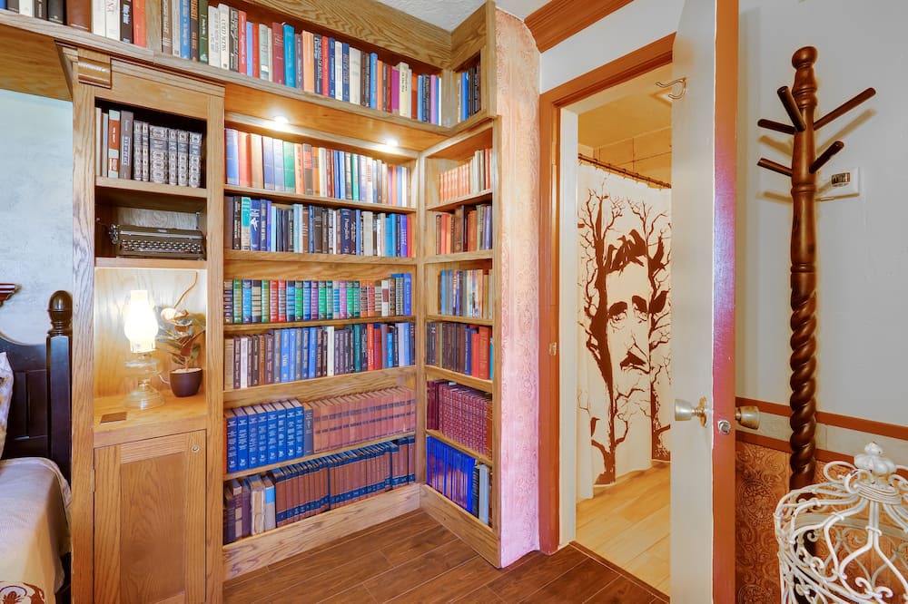 Photo of Others in Shelley