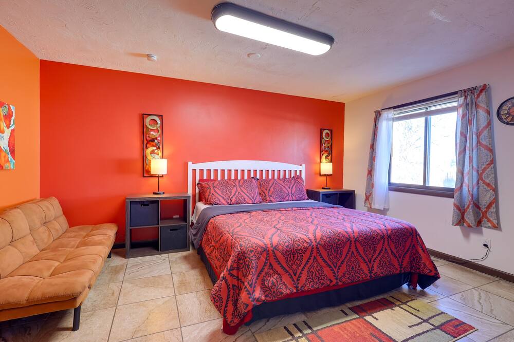 Photo of Others in Shelley