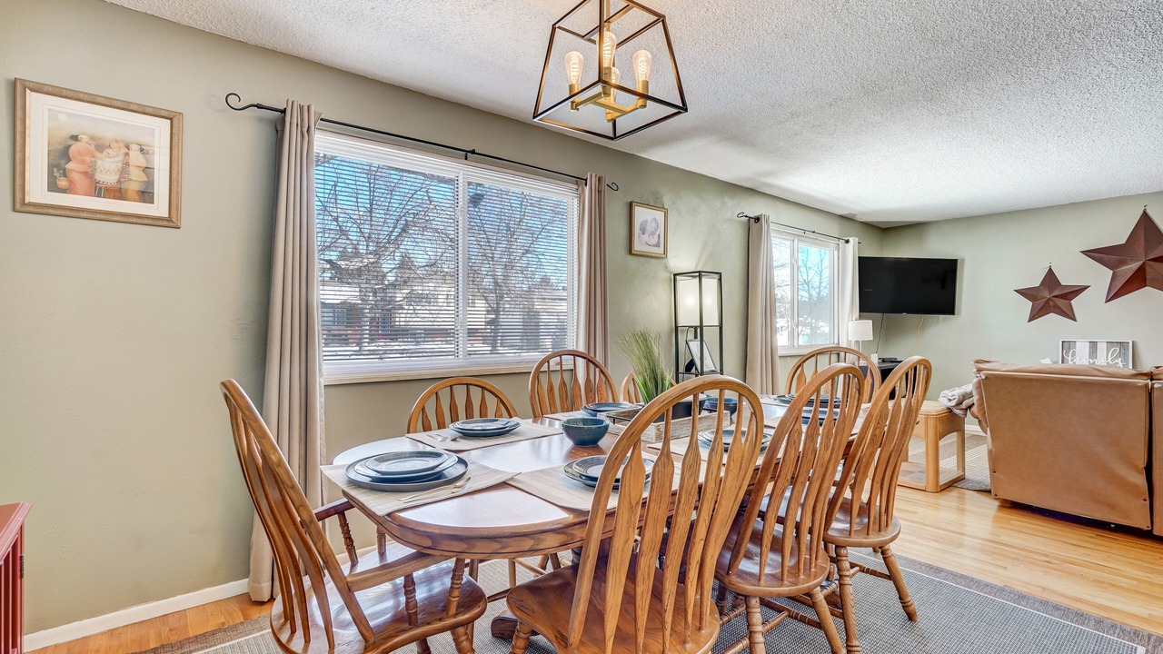 Photo of Livingroom in Central Colorado Springs