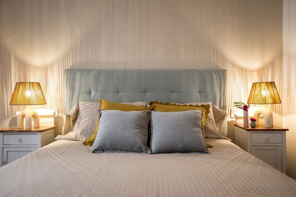 Photo of Bedroom in Tivenys