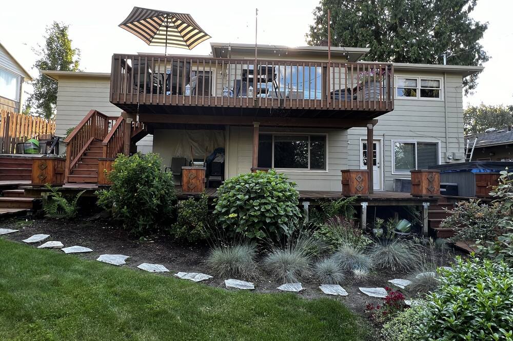 Photo of Outdoor in Milwaukie