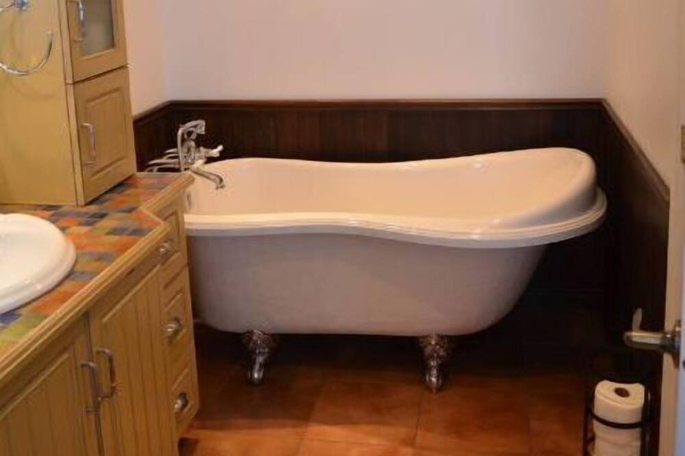 Photo of Bathroom in Pointe-au-Pere