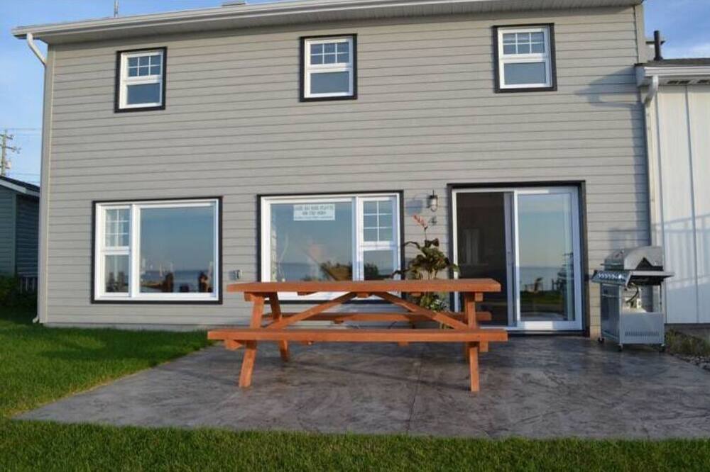 Photo of Patio Balcony in Pointe-au-Pere