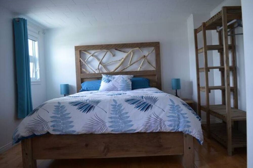 Photo of Bedroom in Pointe-au-Pere