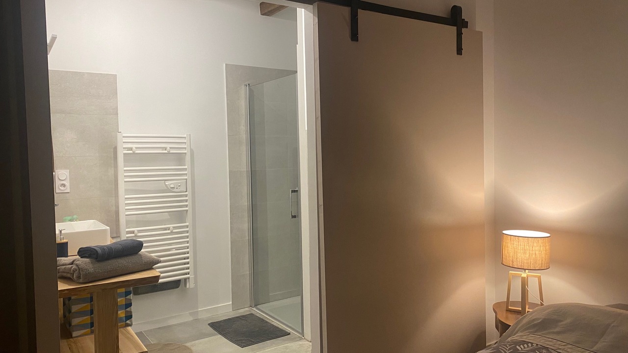 Photo of Bedroom in Le Val-d'Esnoms