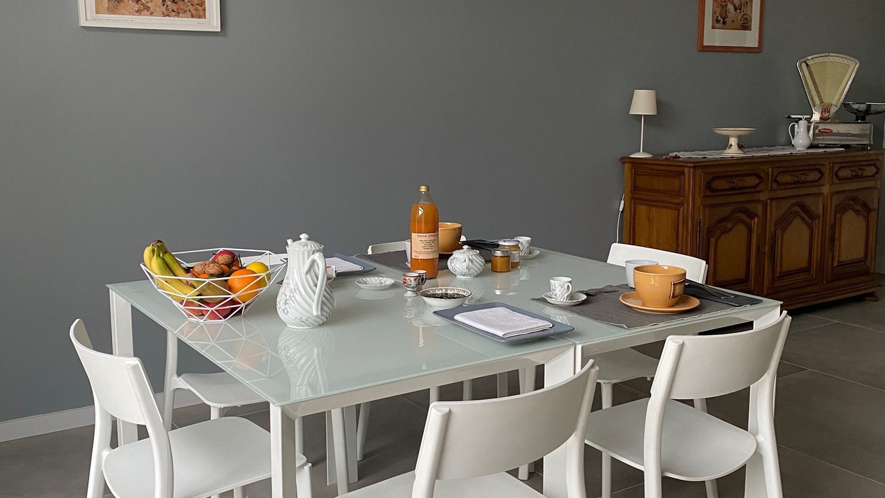 Photo of Others in Le Val-d'Esnoms