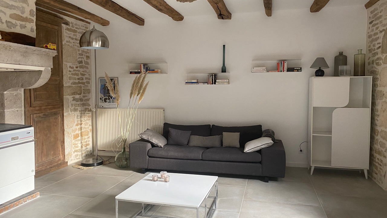 Photo of Livingroom in Le Val-d'Esnoms