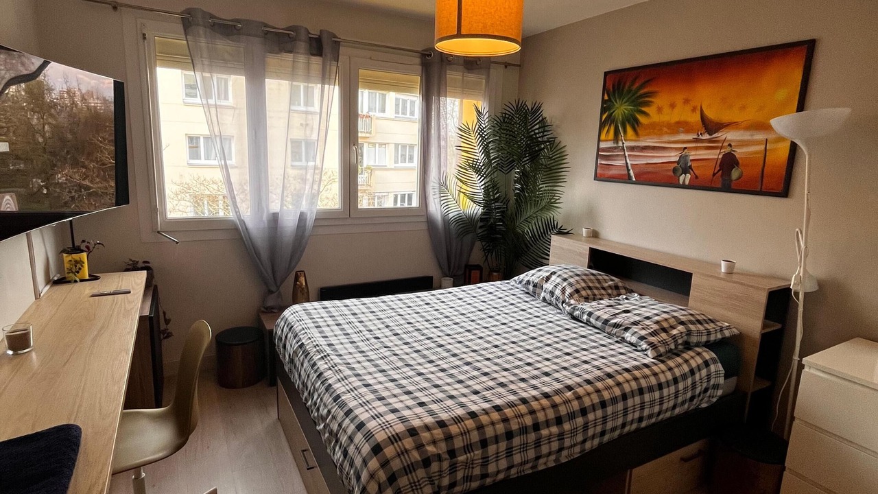 Photo of Bedroom in Beaulieu-Mangin