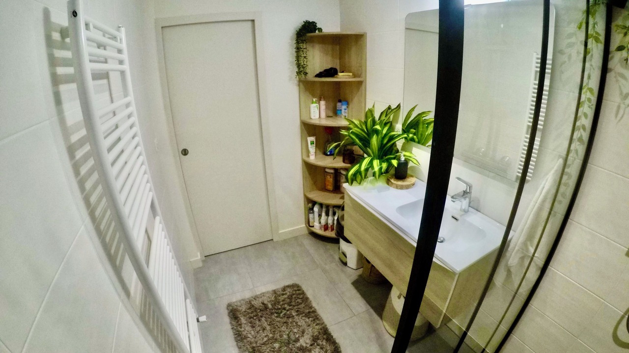 Photo of Bathroom in Beaulieu-Mangin