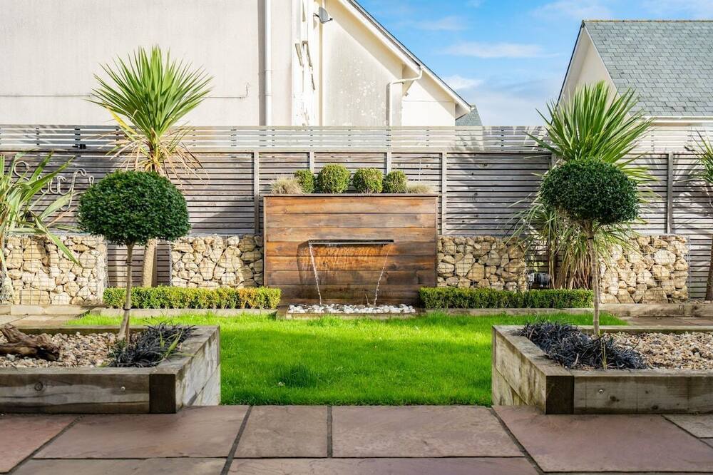 Photo of Outdoor in Crynant