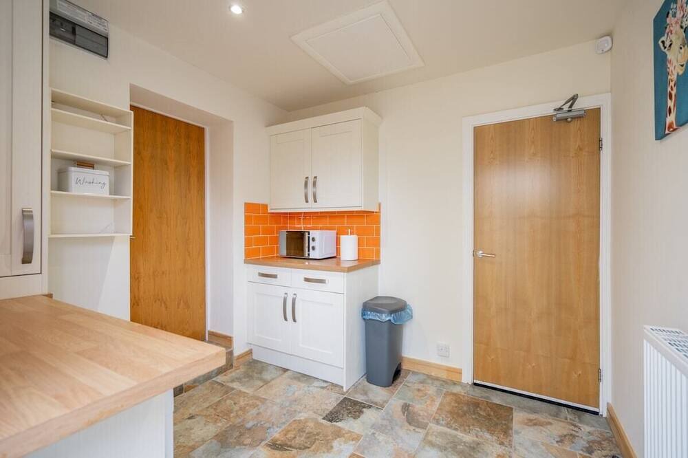 Photo of Others in Crynant