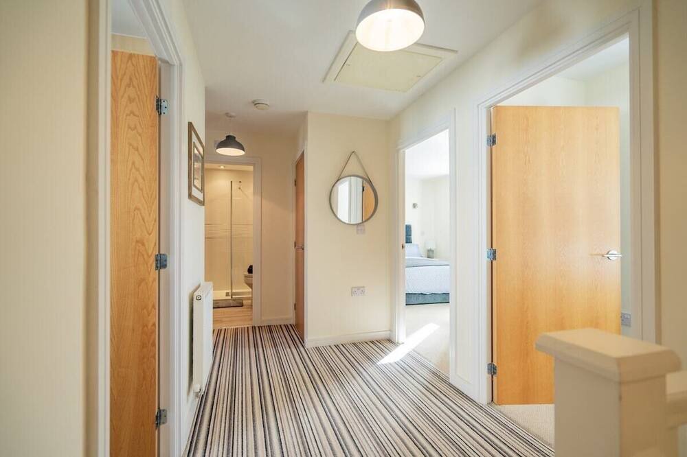 Photo of Others in Crynant