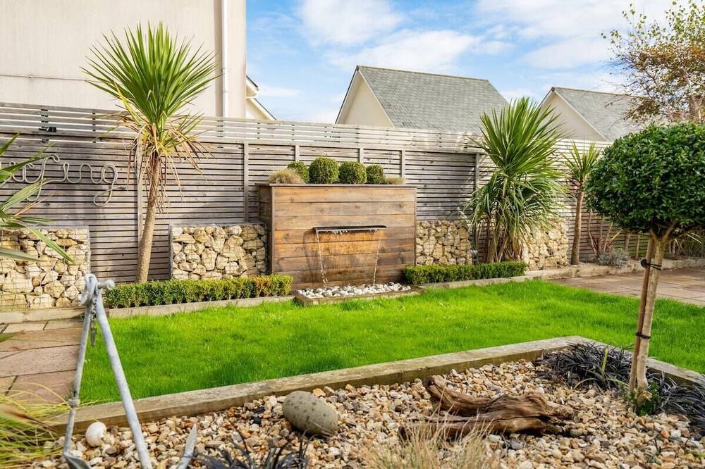 Photo of Outdoor in Crynant