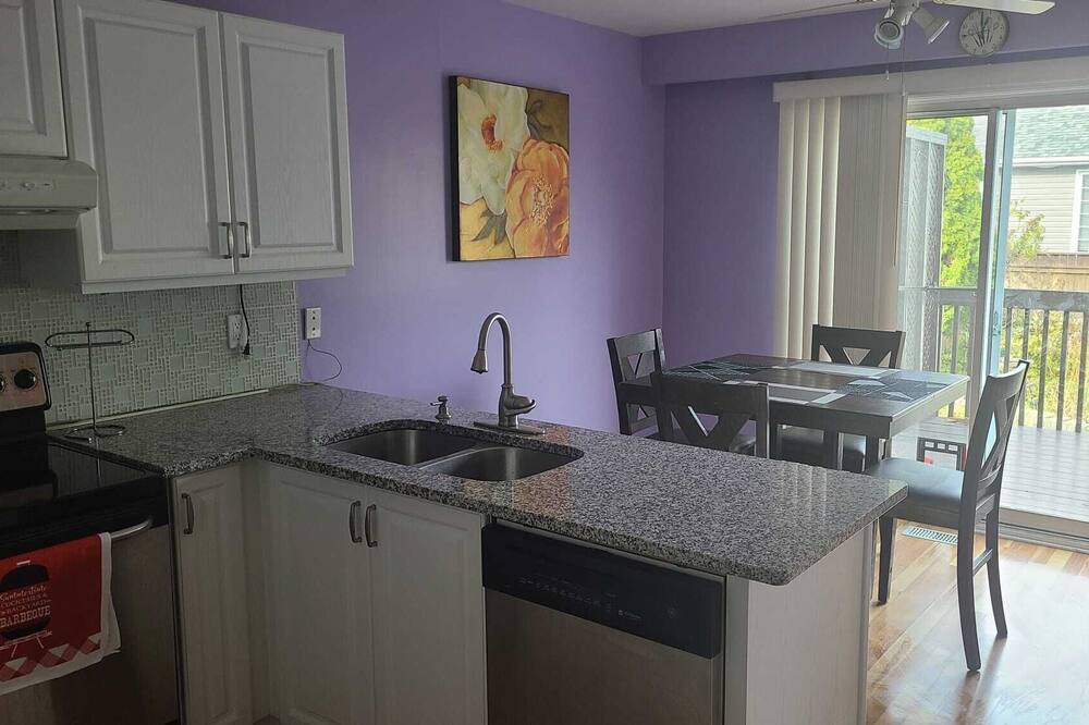 Photo of Kitchen in Ottawa Division