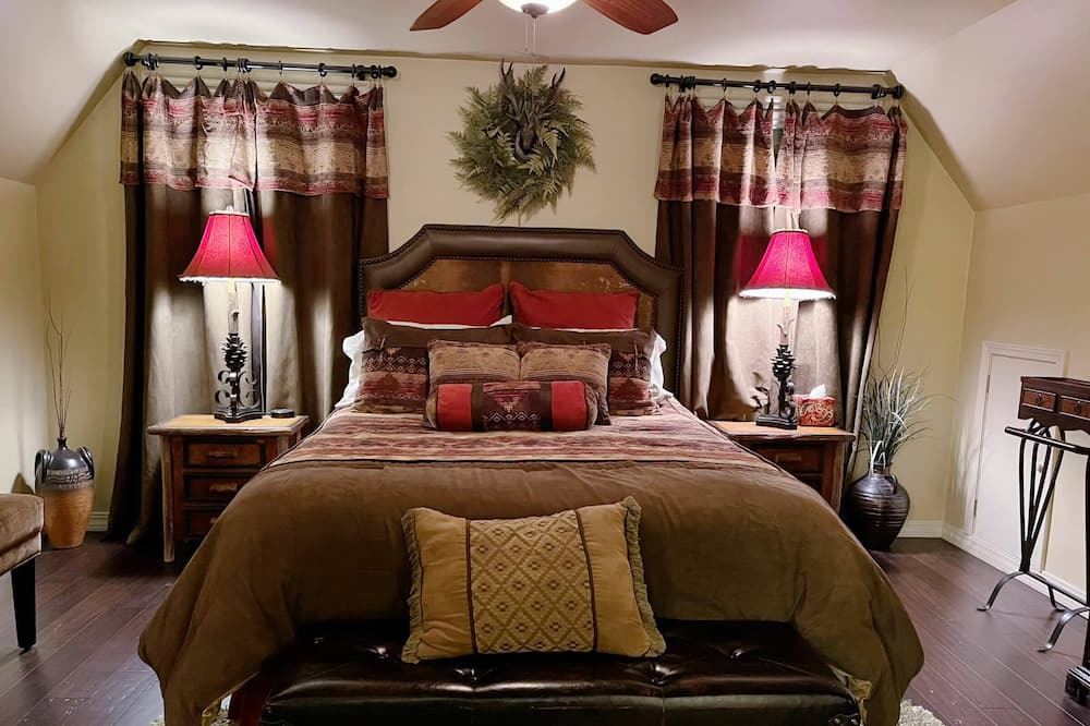 Photo of Bedroom in Moodys